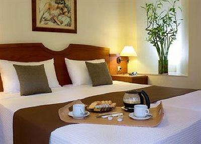 фото отеля Elotis Suites