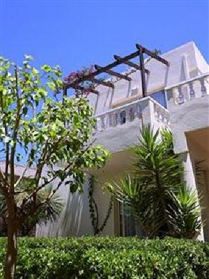 фото отеля Elotis Suites