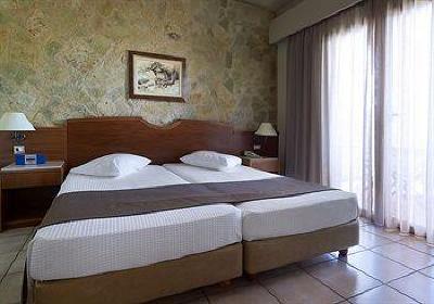фото отеля Elotis Suites