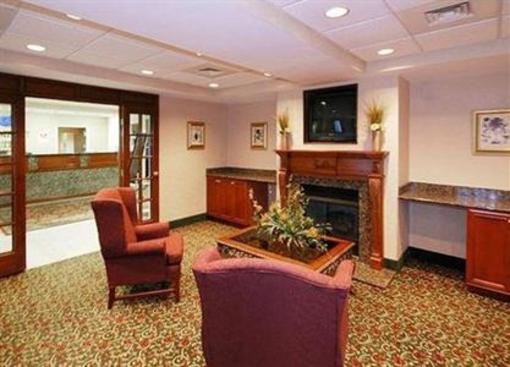 фото отеля Comfort Suites Concord (North Carolina)