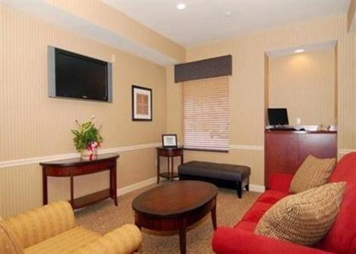 фото отеля Sleep Inn & Suites Palatka