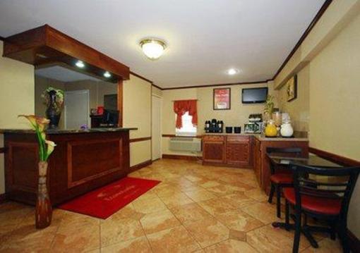 фото отеля Econo Lodge Hermitage