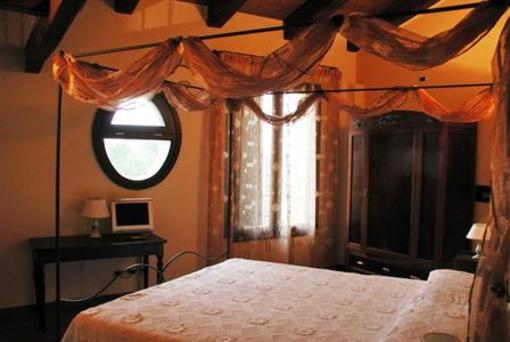 фото отеля Agriturismo Il Murello Medicina