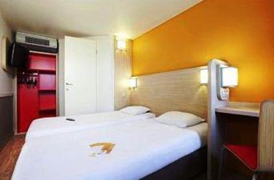 фото отеля Premiere Classe Caen Est Hotel Mondeville