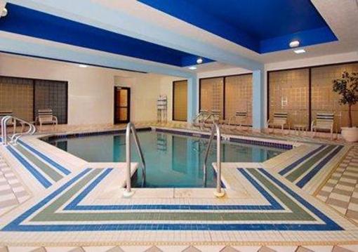фото отеля Quality Suites Kenosha