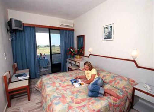 фото отеля Nina Beach Hotel