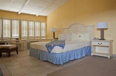 фото отеля BEST WESTERN PLUS Yacht Harbor Inn