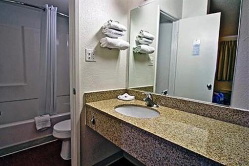 фото отеля Motel 6 Phoenix - Northern Avenue