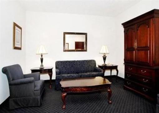 фото отеля Quality Inn & Suites Patriots Pt.