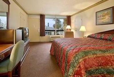 фото отеля Carmel Inn & Suites Thibodaux