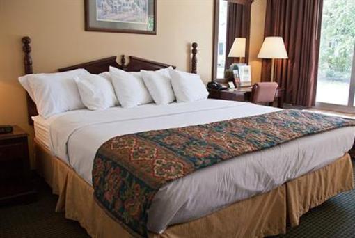 фото отеля Carmel Inn & Suites Thibodaux