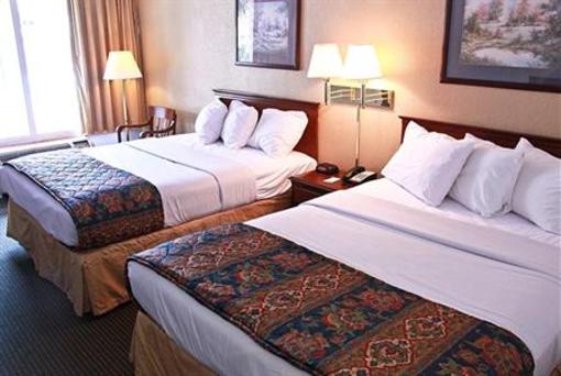фото отеля Carmel Inn & Suites Thibodaux