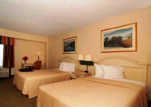 фото отеля Holiday Inn Express Hampton Coliseum Central