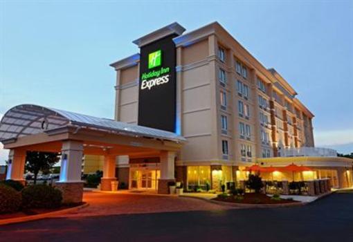 фото отеля Holiday Inn Express Hampton Coliseum Central