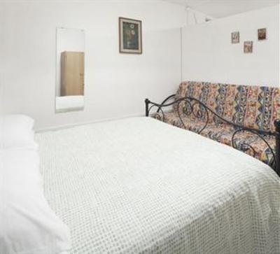 фото отеля Youth Venice Hostelers Home