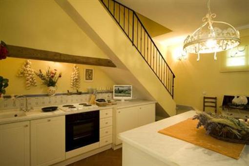 фото отеля Borgo della Meliana Hotel Gambassi