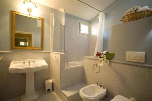 фото отеля Borgo della Meliana Hotel Gambassi