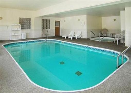 фото отеля Quality Inn & Suites Summit County Silverthorne