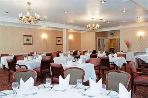фото отеля Crabwall Manor Hotel Chester