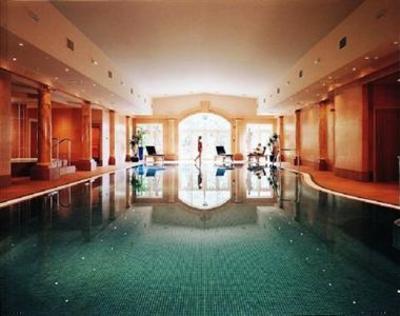 фото отеля Crabwall Manor Hotel Chester