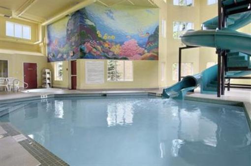 фото отеля Super 8 Motel South Edmonton