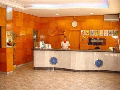 фото отеля Apartamentos Europa Blanes