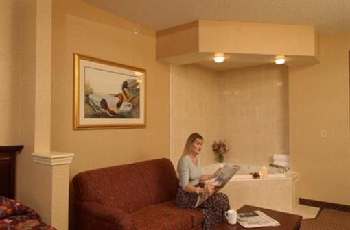 фото отеля Fort William Henry Hotel and Conference Center
