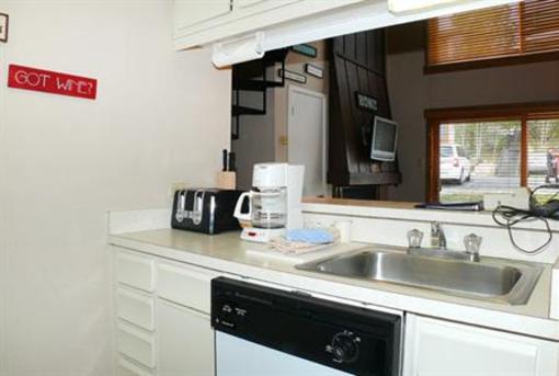 фото отеля Rockies Condominiums Steamboat Springs