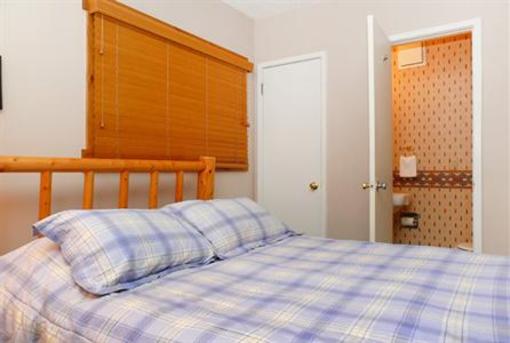 фото отеля Rockies Condominiums Steamboat Springs