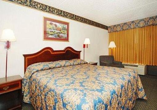 фото отеля Econo Lodge Airport Fletcher