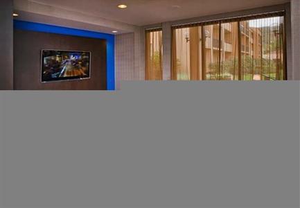 фото отеля Courtyard by Marriot Mahwah