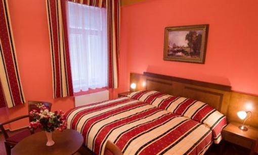 фото отеля Garni Hotel Olympia
