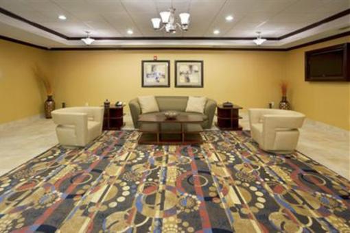 фото отеля Holiday Inn Express & Suites - Georgetown