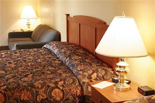 фото отеля Long House Alaskan Hotel