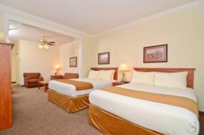 фото отеля Dinosaur Valley Inn and Suites