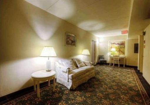 фото отеля Americana Hotel Arlington (Virginia)