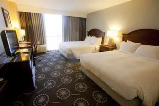 фото отеля DoubleTree by Hilton Midland Plaza