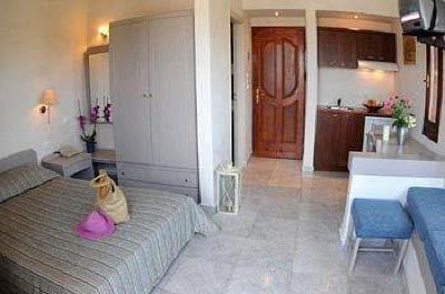 фото отеля Frideriki Studios And Apartments Platanias