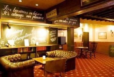 фото отеля The Bear Hotel Havant