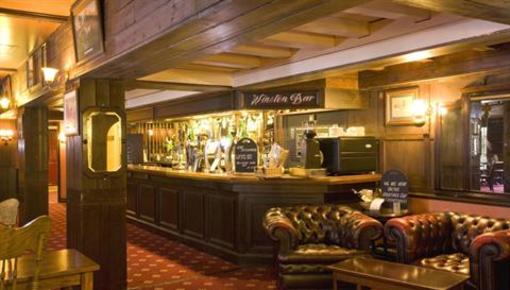 фото отеля The Bear Hotel Havant