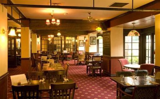 фото отеля The Bear Hotel Havant