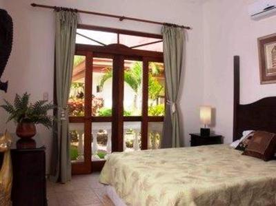 фото отеля La Paloma Blanca Vacation Rental Jaco