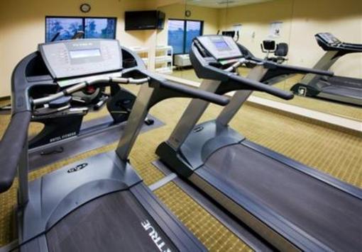 фото отеля Holiday Inn Express & Suites @ the Vineyards