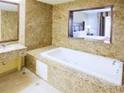 фото отеля Holiday Inn Express & Suites @ the Vineyards