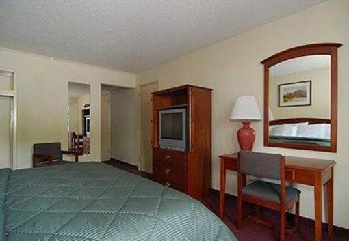 фото отеля Comfort Inn Cherokee