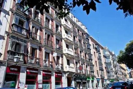 фото отеля Abel Victoriano Hostel Madrid