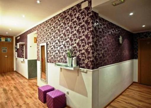 фото отеля Abel Victoriano Hostel Madrid