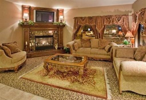 фото отеля Holiday Inn Express Bonner Springs