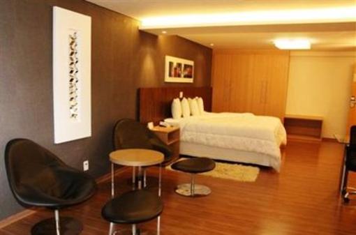 фото отеля Ramada Lagoa Santa International Airport