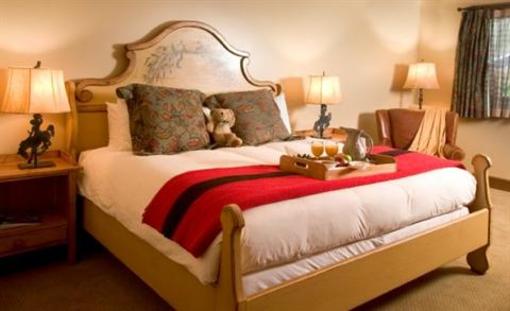фото отеля Rusty Parrot Lodge and Spa